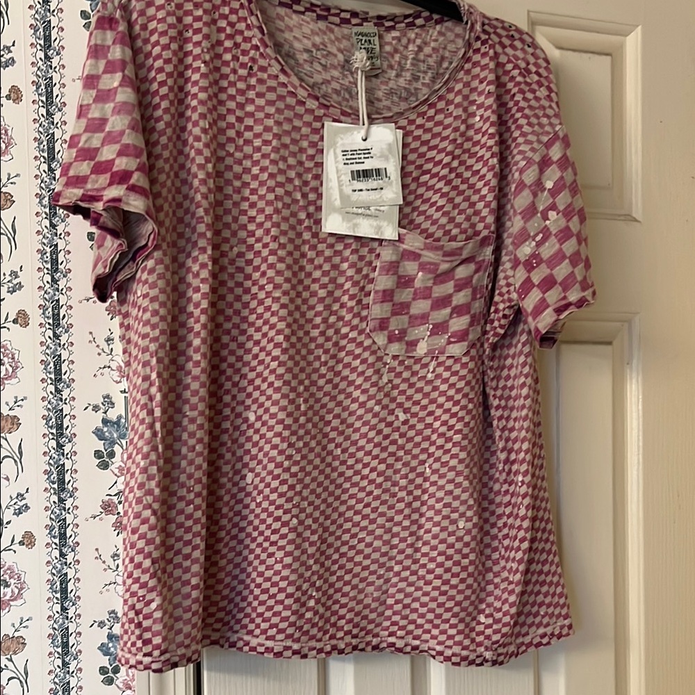 Magnolia Pearl tee shirt one size fits most